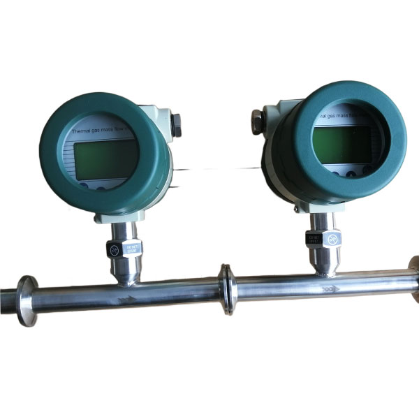Tri-clamp connection flow meter
