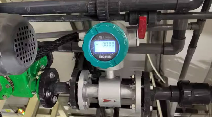 digital chemical flow meter