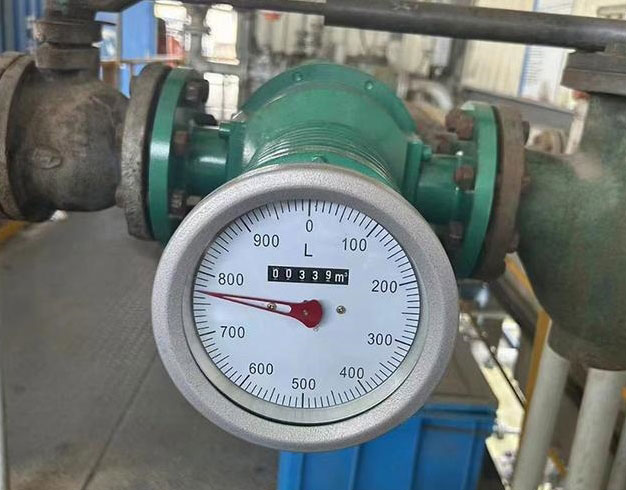 เครื่องวัดอัตราการไหลเชิงกลสำหรับวัดอัตราการไหลของไกลคอล Mechanical flow meter for glycol flow measurement
